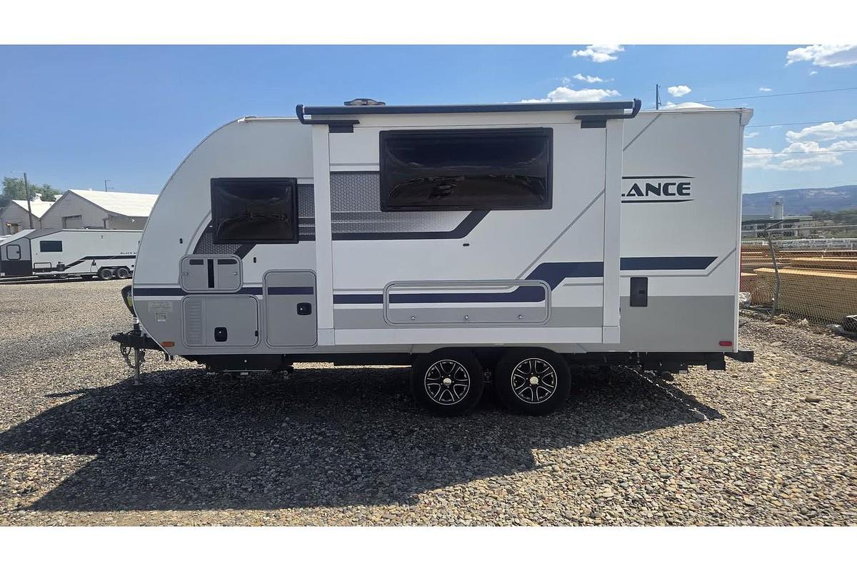Used 2024 Lance Camper Manufacturing 1685