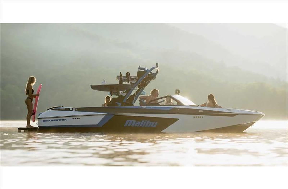 2024 Malibu Boats 24 MXZ