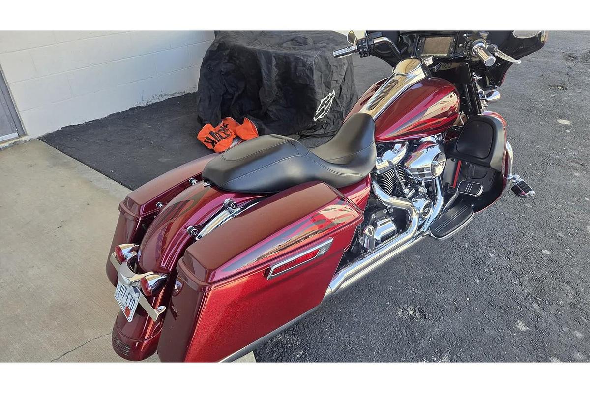 Used 2017 Harley-Davidson® FLHXS Street Glide® Special