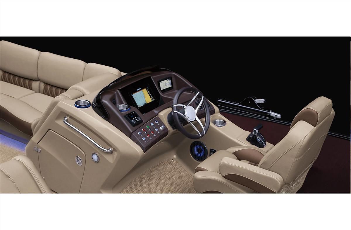 2023 Bennington 30 QFBWA X2 Windshield, Folding Cladded Sport Arch