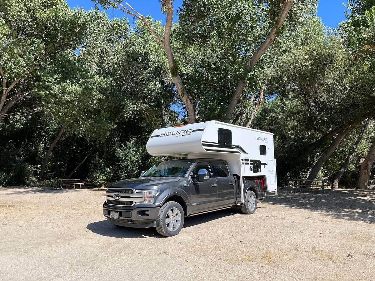 Squire SQ825 Truck Camper