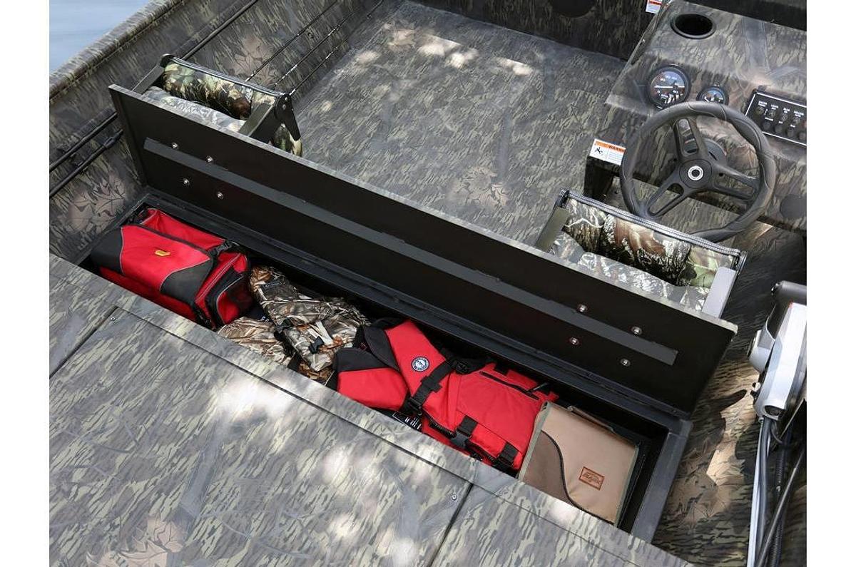 2023 Lund 1870 Predator SS