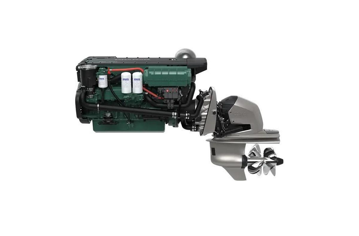 2024 Volvo Penta D6-DPI Aquamatic Sterndrive Diesel
