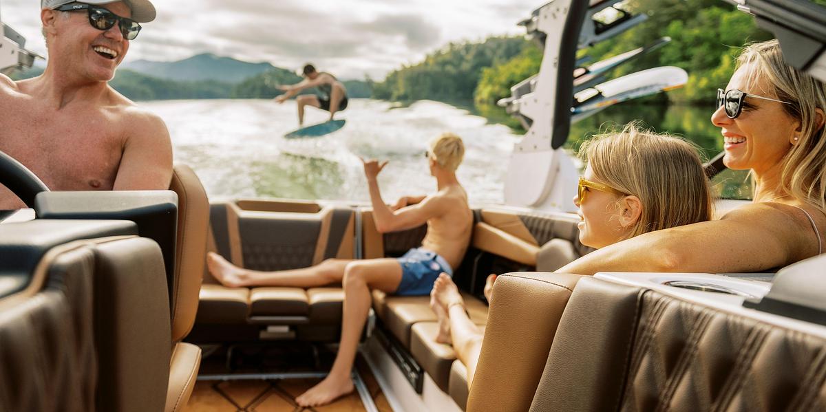 Wakesetter 25 LSV