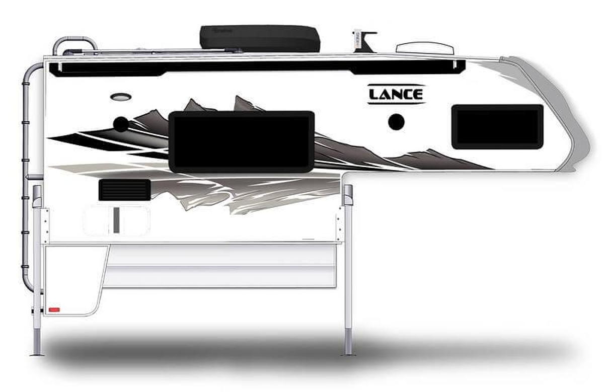 Lance 960 Truck Camper