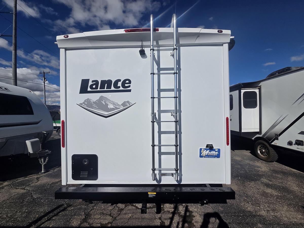 2027 Lance 1985