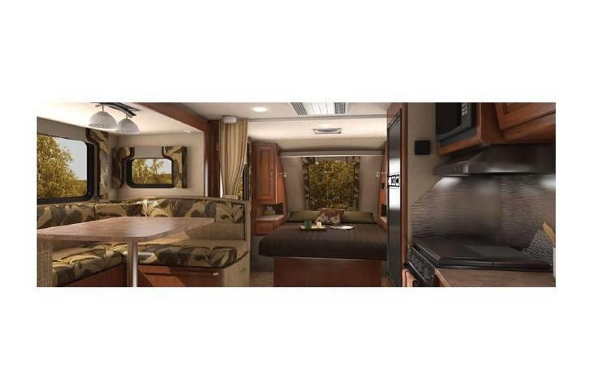 2015 Travel Trailer by Lance 1995
