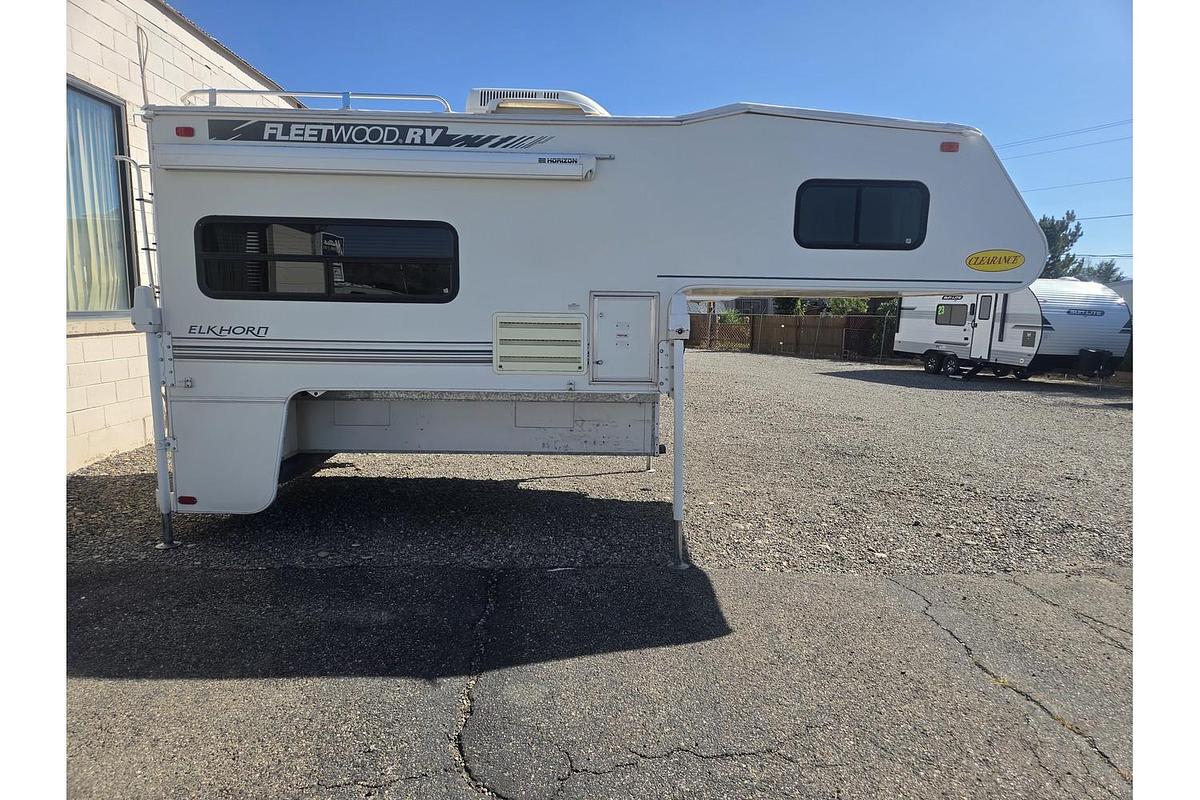 Truck camper