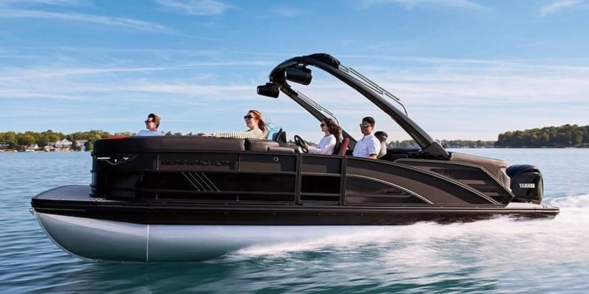 2026 Bennington M Series 21 MOFB