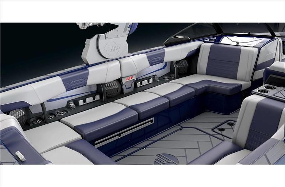 2024 Malibu Boats 25 LSV