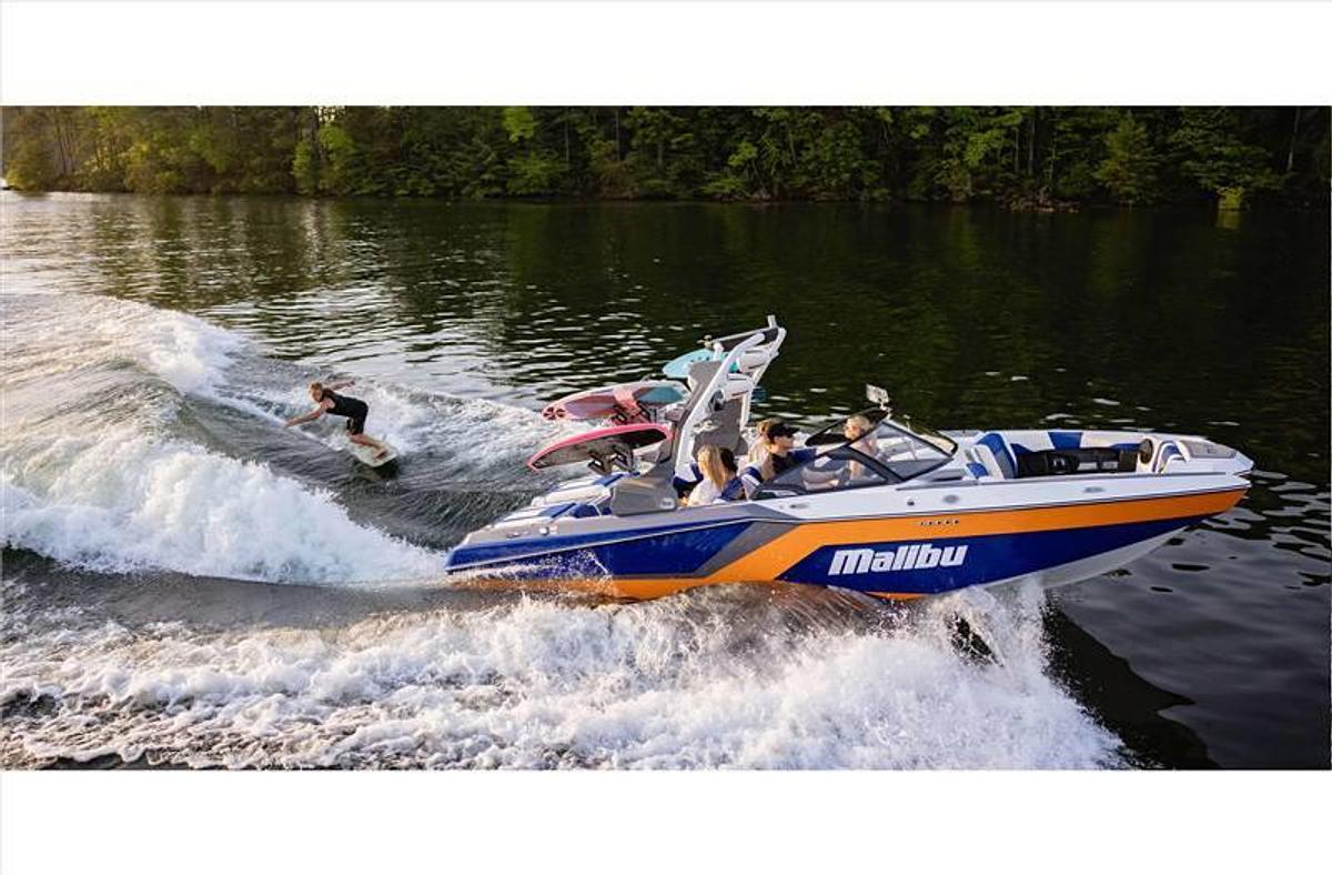 2024 Malibu Boats 23 MXZ
