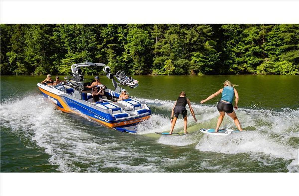 2024 Malibu Boats 23 MXZ