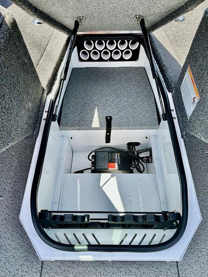 2025 Lund 1775 Adventure Sport