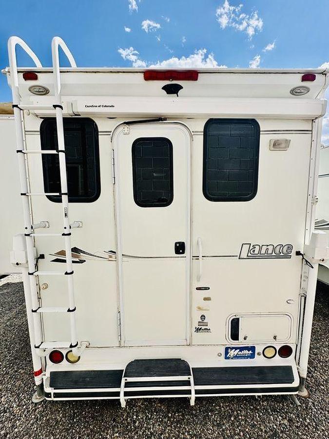 Used 2005 Lance 1181