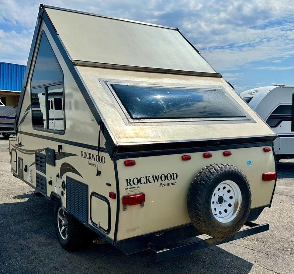 Used 2017 Forest River, Inc. Rockwood Ultra Lite Fifth Wheels A122SXR