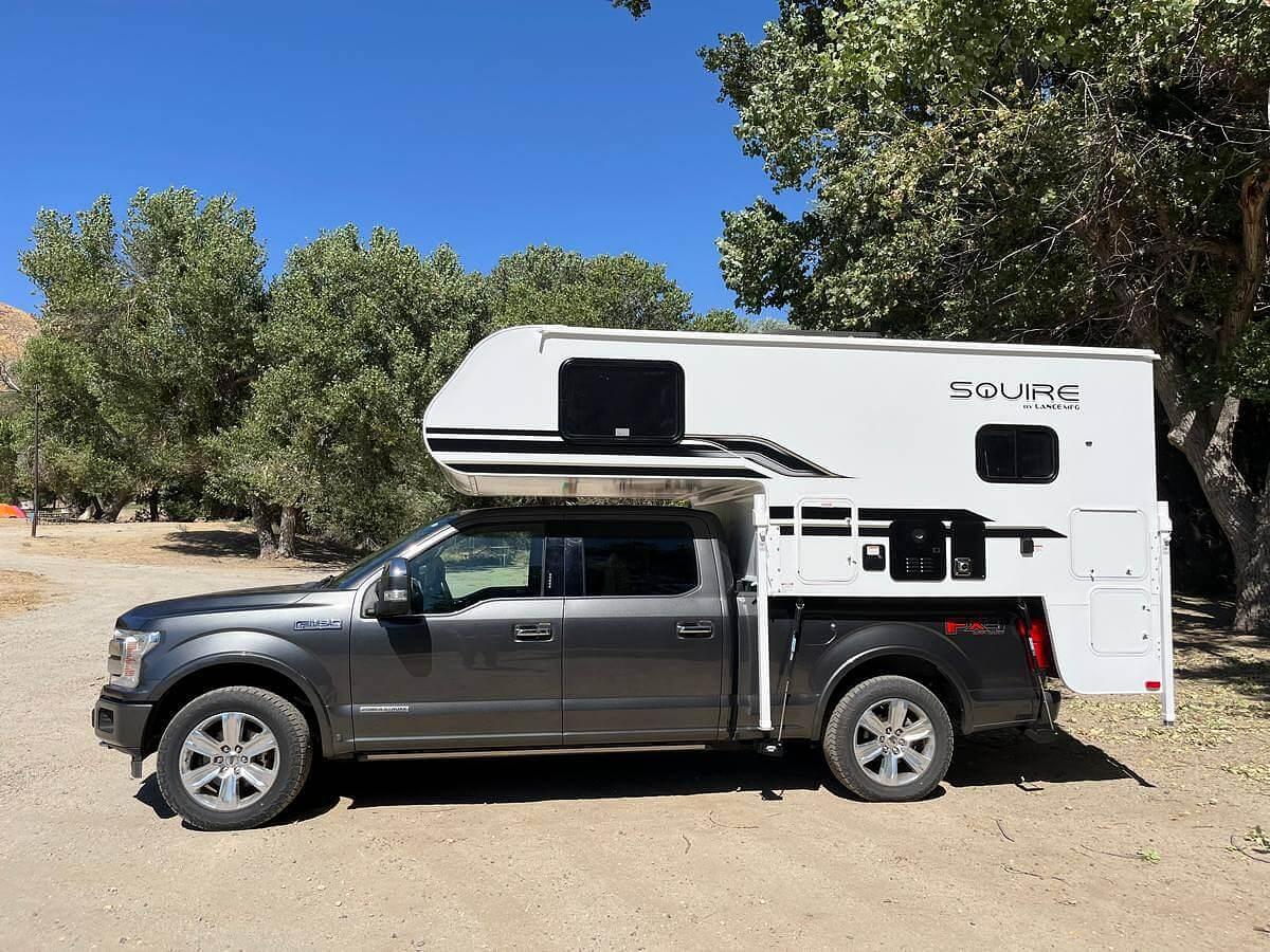 Squire SQ825 Truck Camper