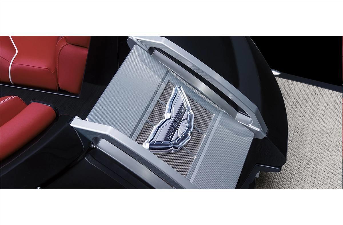2023 Bennington 25 QXSPORT
