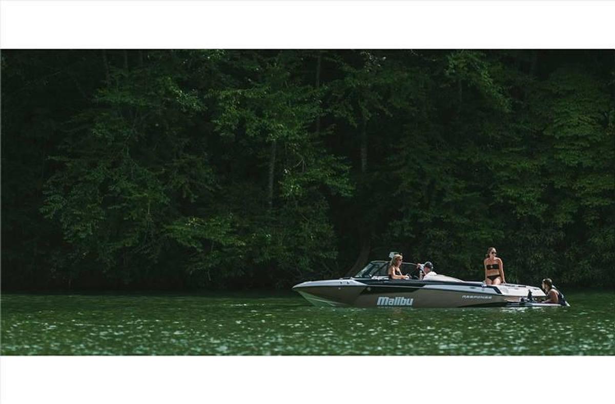 2024 Malibu Boats TXi MO CB