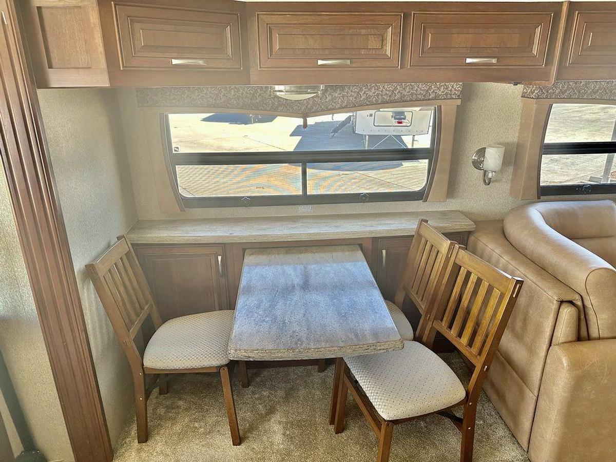 Used 2015 Forest River, Inc. Berkshire XL Cummins ISB-XT 360HP Engine 40QL