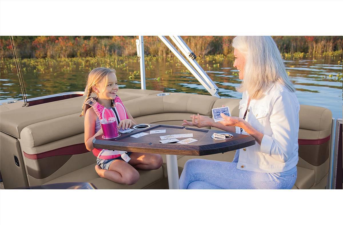 2023 Bennington 208 SL