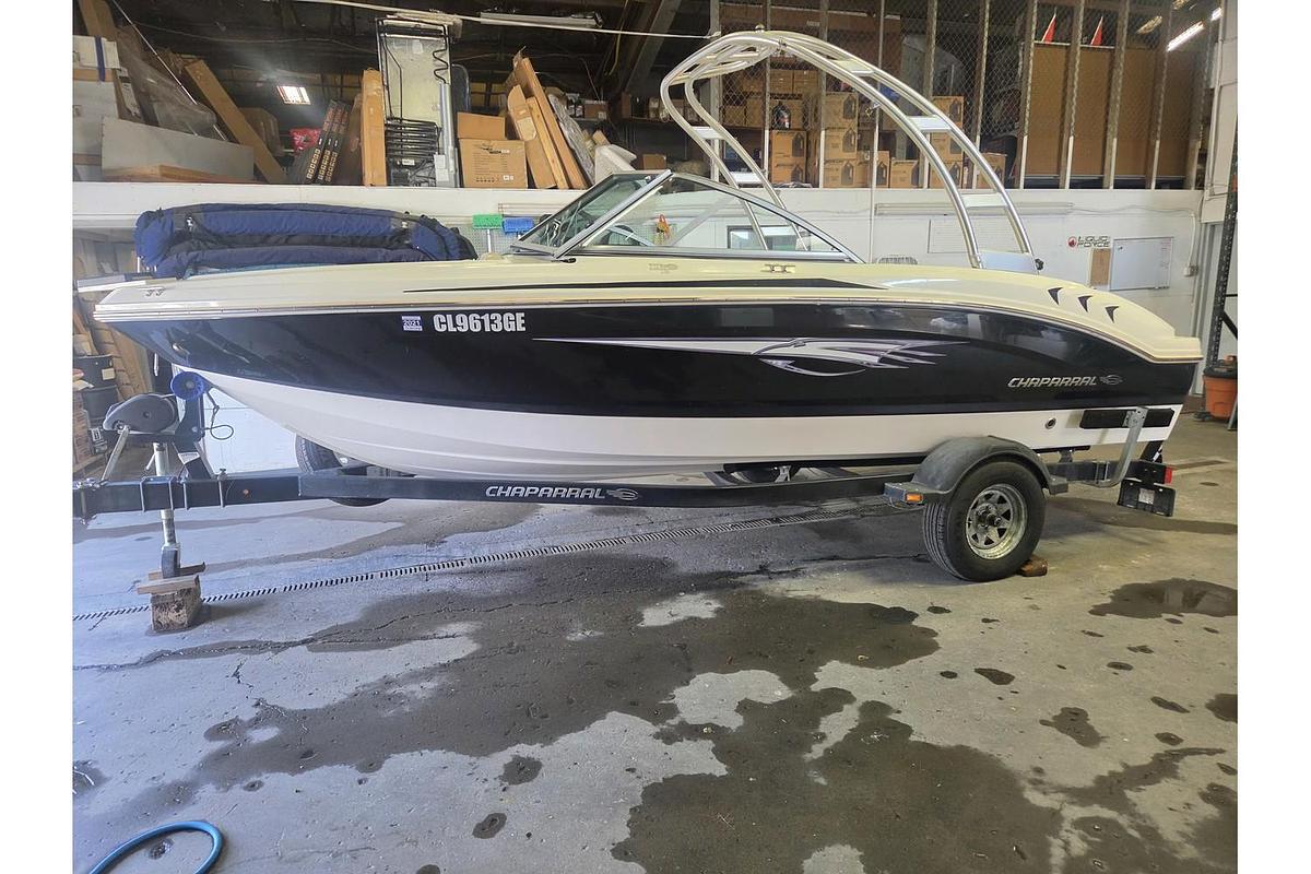 Used 2012 Chaparral H20 19