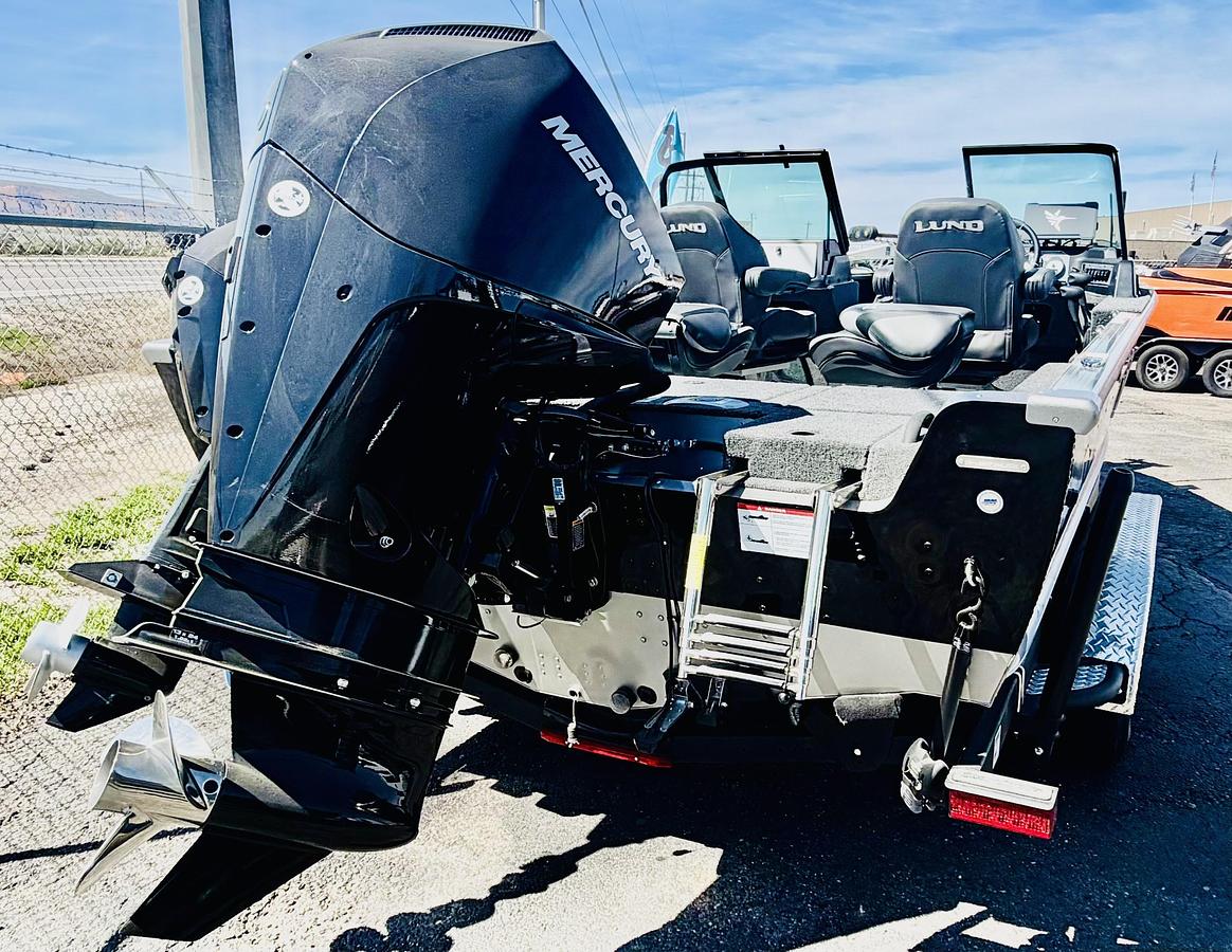 2026 Lund 2075 Impact XS