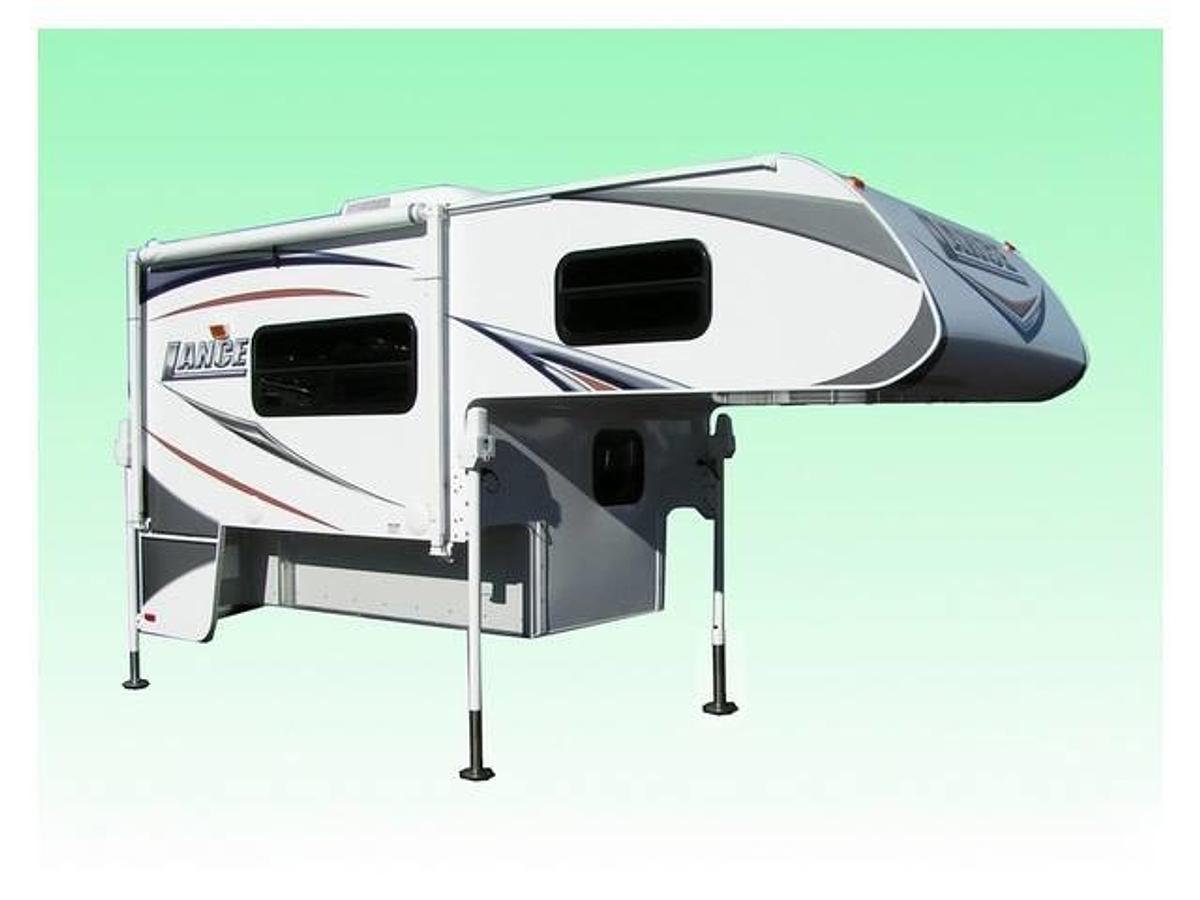 2010 Lance Camper Manufacturing Truck Camper - Short Bed 830