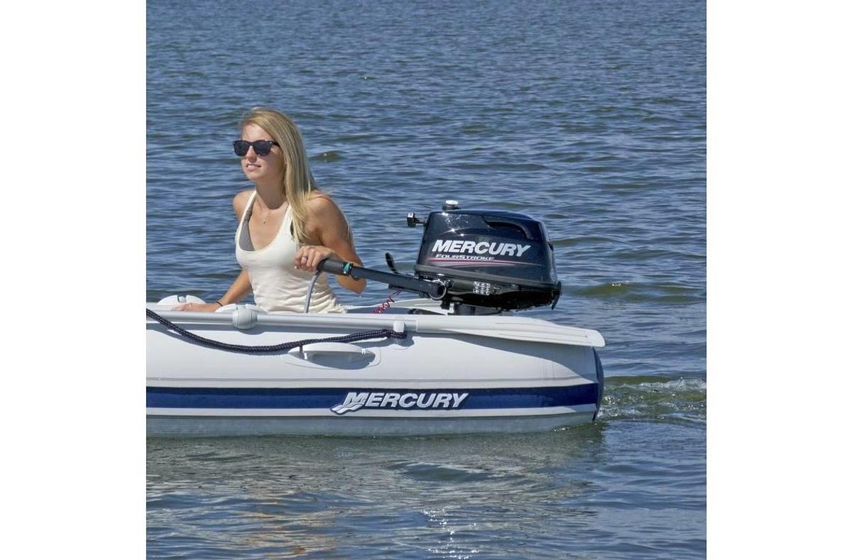 2020 Mercury Boats 240 Air Deck