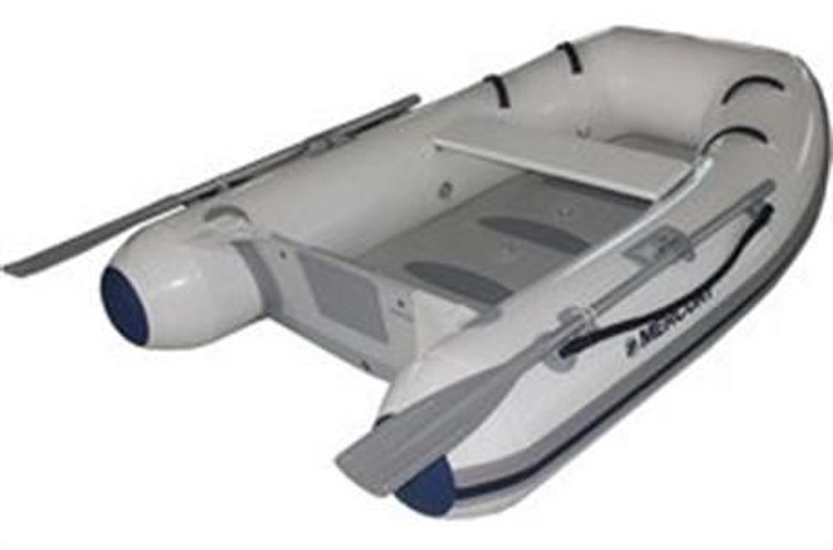 2020 Mercury Boats 240 Air Deck
