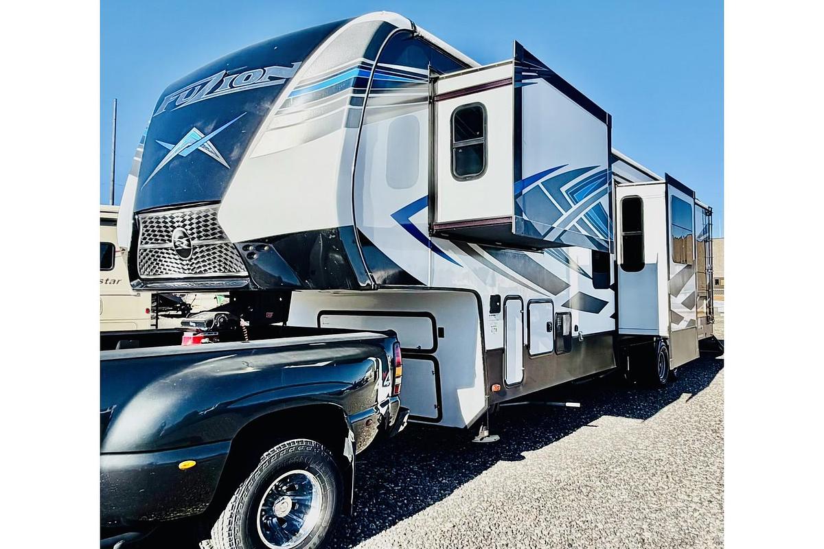 Used 2021 Keystone RV Fuzion 379