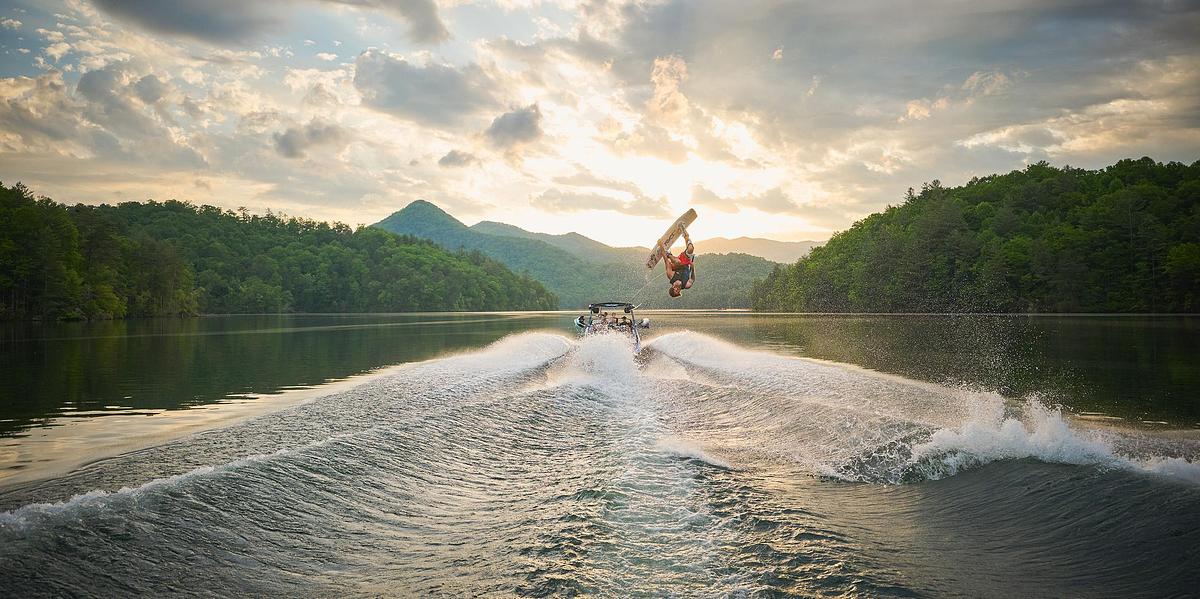 Wakesetter 23 LSV