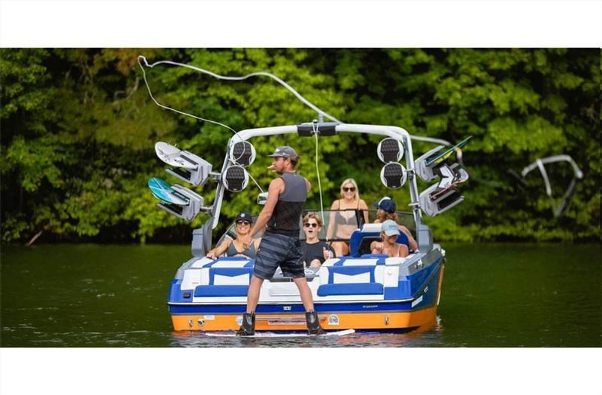 2024 Malibu Boats 23 MXZ