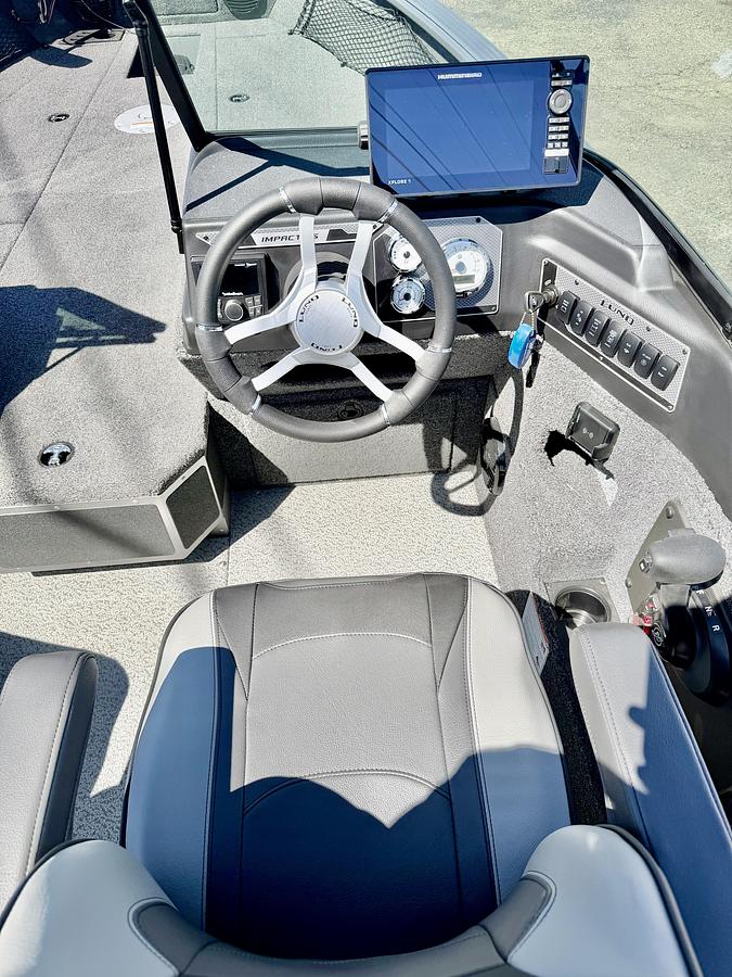 2026 Lund 2075 Impact XS