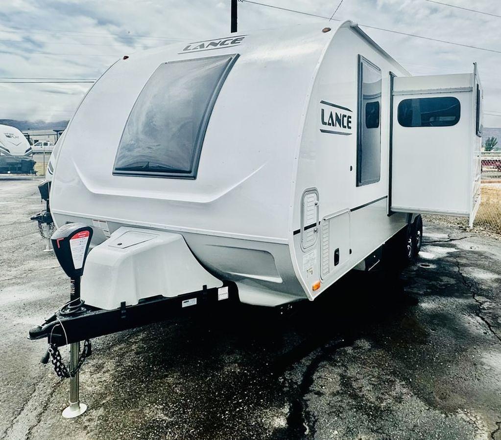 2026 Lance 7000 Pounds Tow Vehicles 2185