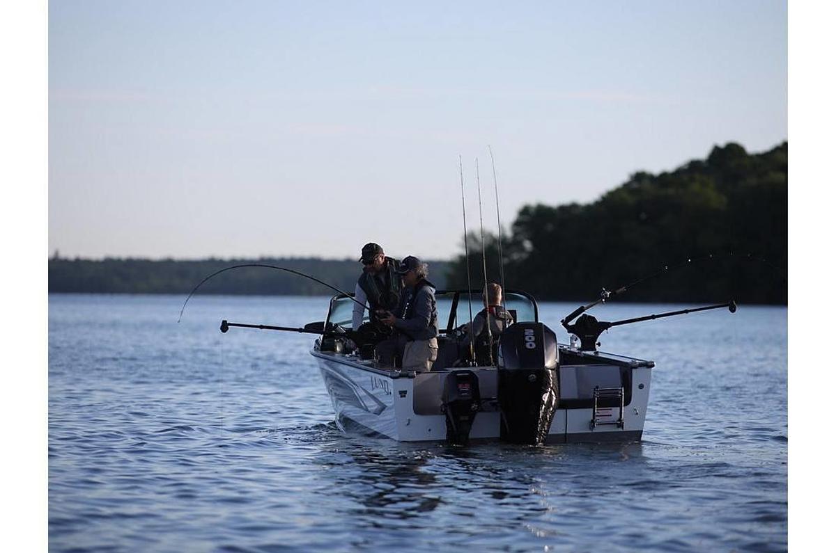 2023 Lund 2075 Fisherman Sport