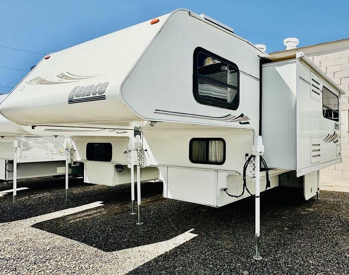 Used 2005 Lance 1181