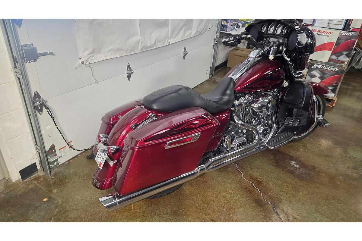 Used 2017 Harley-Davidson® FLHXS Street Glide® Special