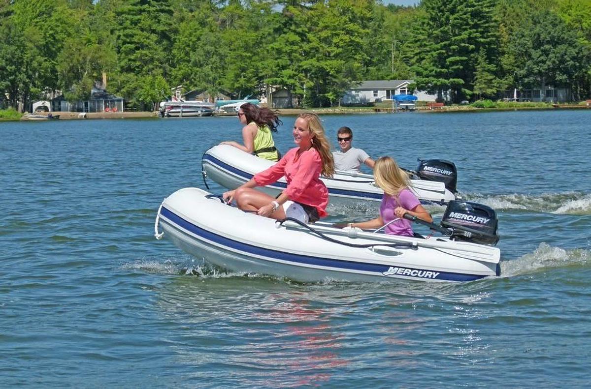 2016 Mercury Boats Air Deck 310