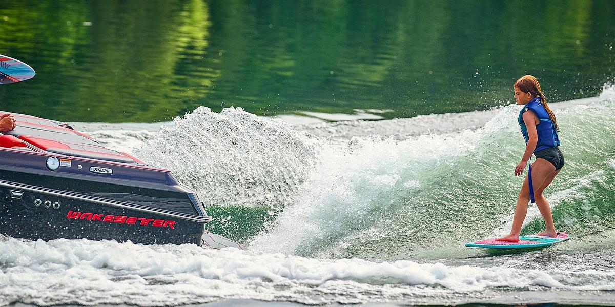 Wakesetter 23 MXZ