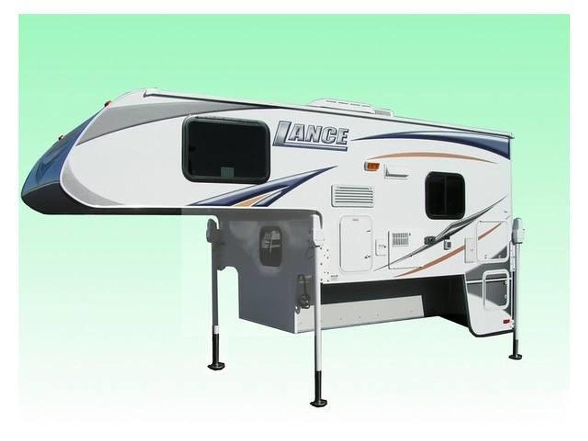 2010 Lance Camper Manufacturing Truck Camper - Short Bed 861