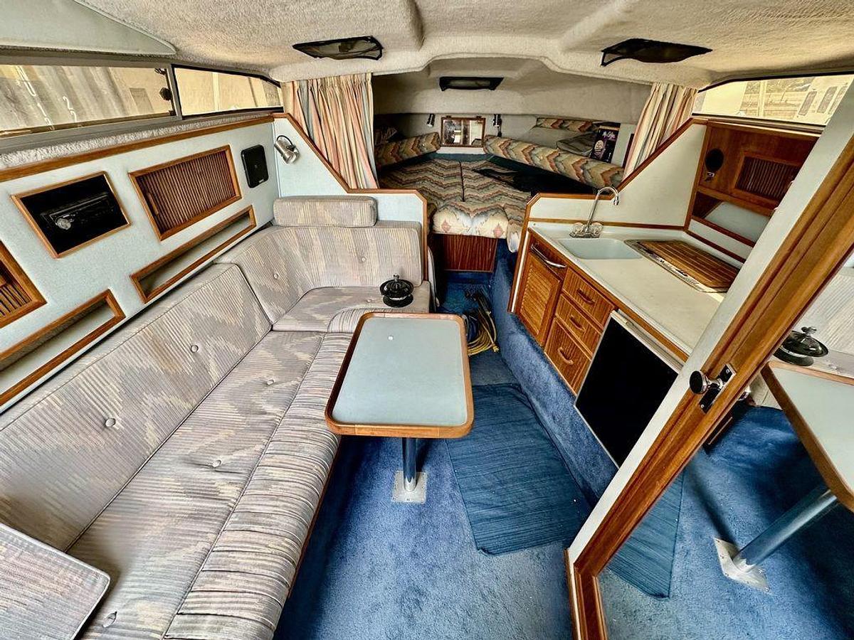 Used 1987 Sea Ray 270 Sundancer