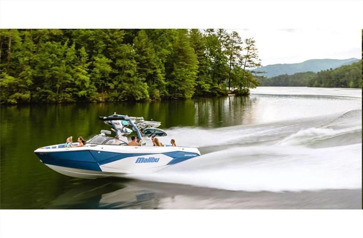 2024 Malibu Boats 26 LSV