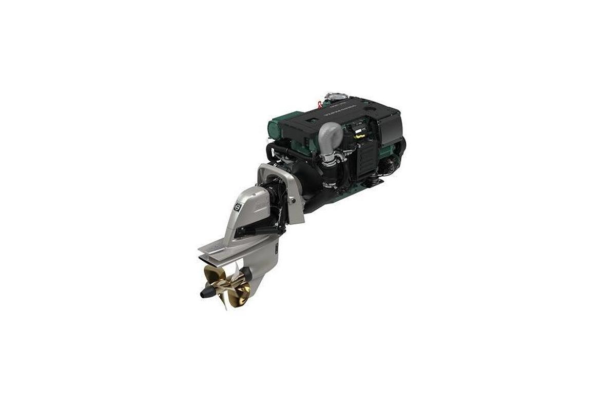 2024 Volvo Penta D4-DPH Aquamatic Sterndrive Diesel
