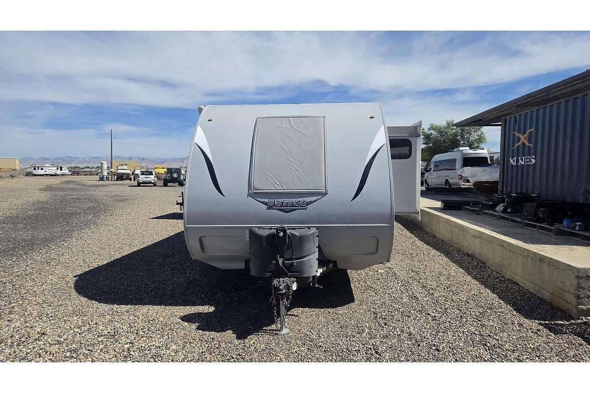 Used 2017 Lance 1985