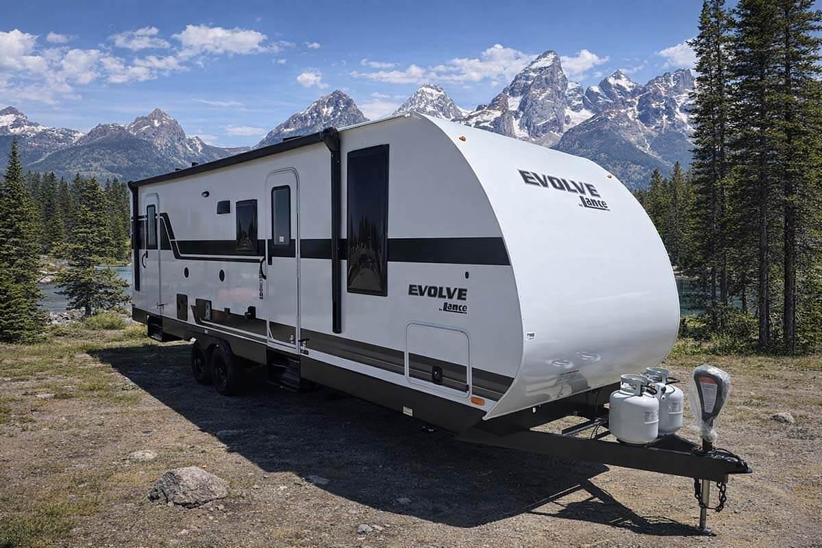 Evolve 2685 Travel Trailer