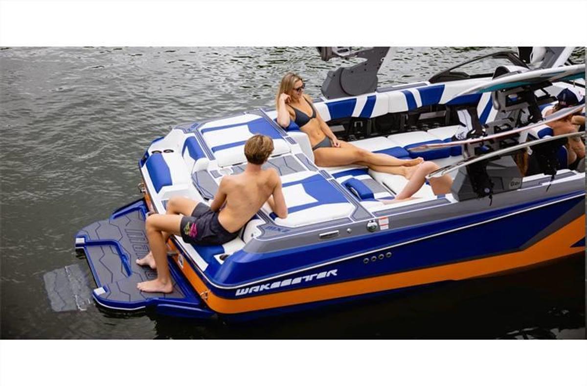 2024 Malibu Boats 23 MXZ