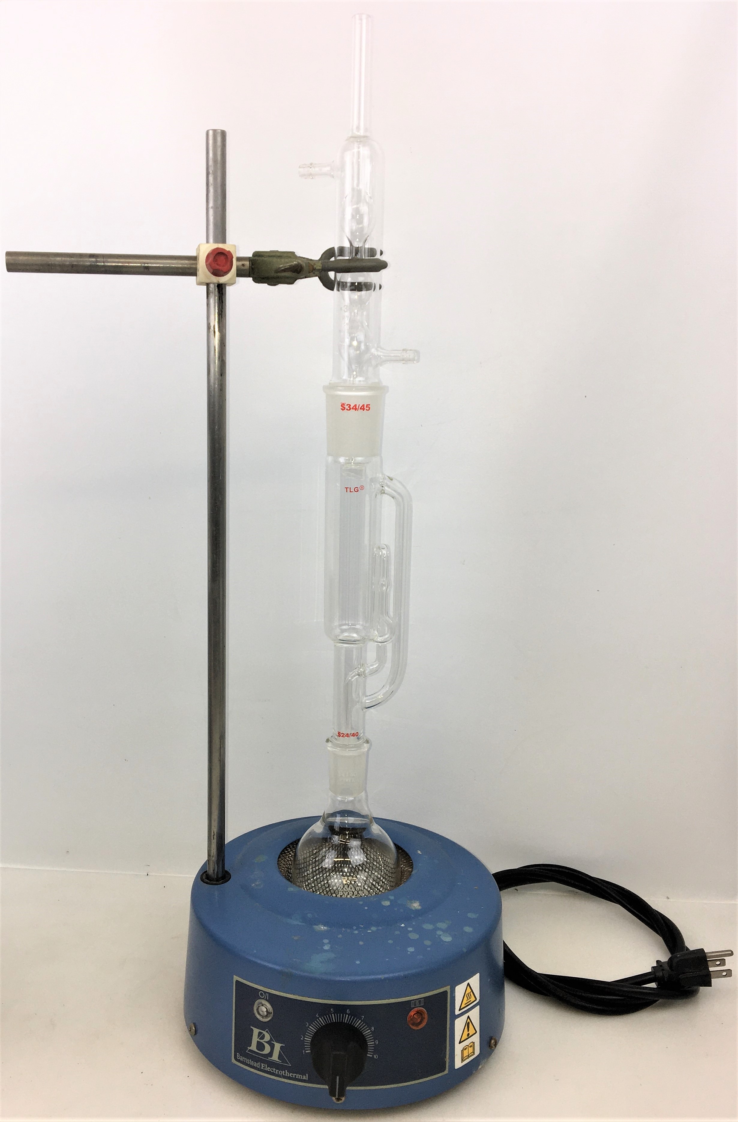 Used Soxhlet Extraction Kit with Barnstead Electrothermal CM0250-CEX1 Heating Mantle - 250mL