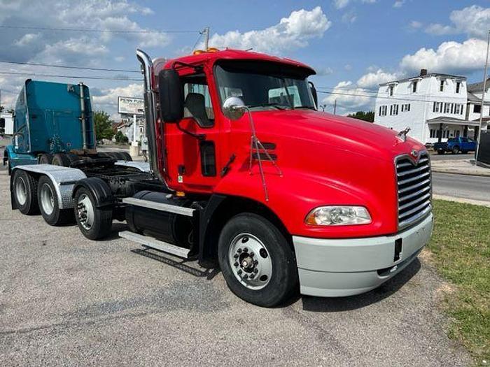 Used 2007 MACK 600CXN