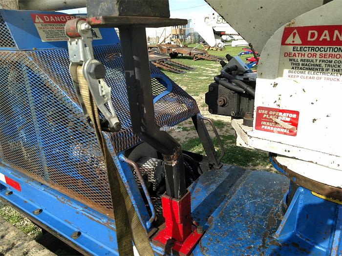 Used 2011 SKYLIFT/ VERSALIFT SUPER ARBORIST 53/VST521