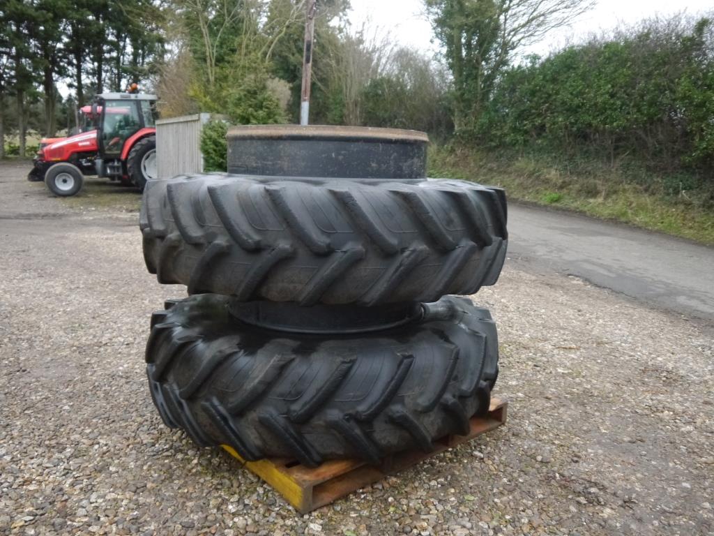 Used Pair 20.8 R42 Dual Wheels and Tyres